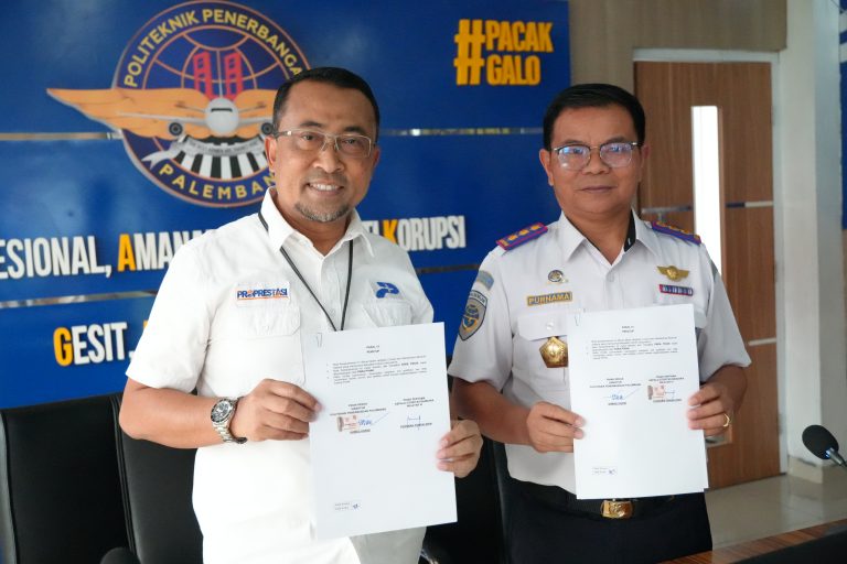 Perkuat Kualitas SDM Penerbangan, Poltekbang Palembang dan Otban Wilayah VI Padang Resmi Jalin Kerja Sama Melalui MoU